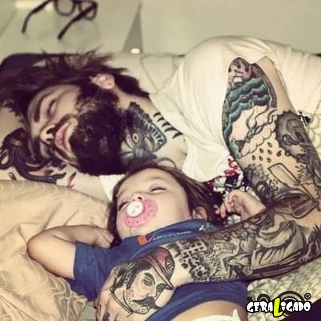 Imagens de lindos bebês com seus pais tatuados13