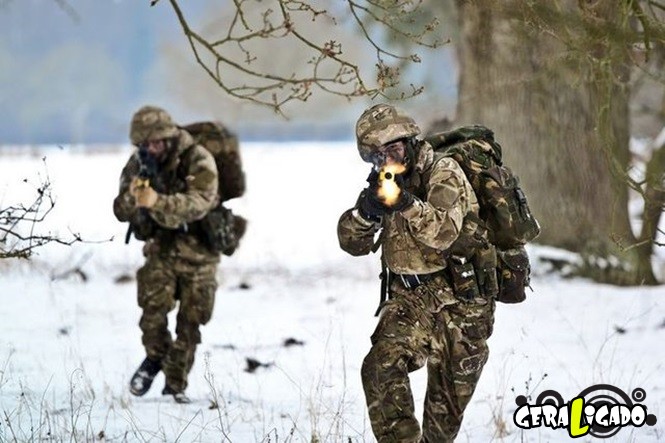 40 Fotos militares tiradas no momento certo9