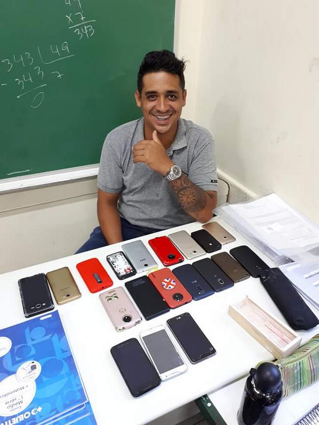 Entregue um amigo e ganhe 1 ponto1