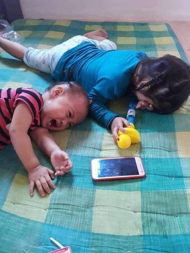 Como garantir que seus filhos não sejam viciados em celulares.1